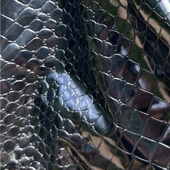 Twisted Straps Shoulder Bag. Shinny and Soft - Picture 7 of 7